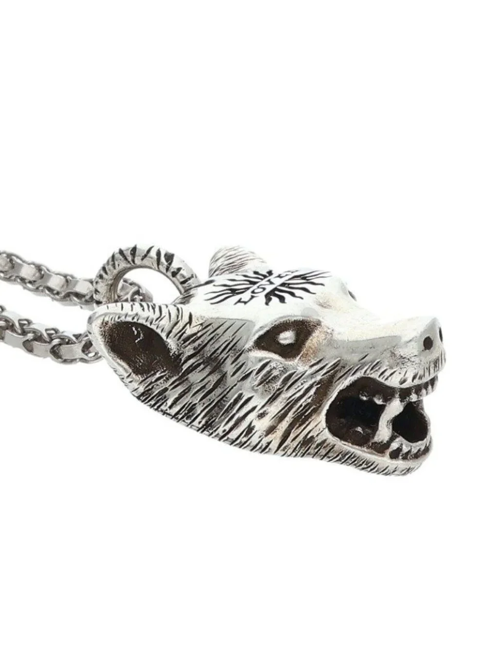 Gucci Anger Forest Wolf Necklace Silver